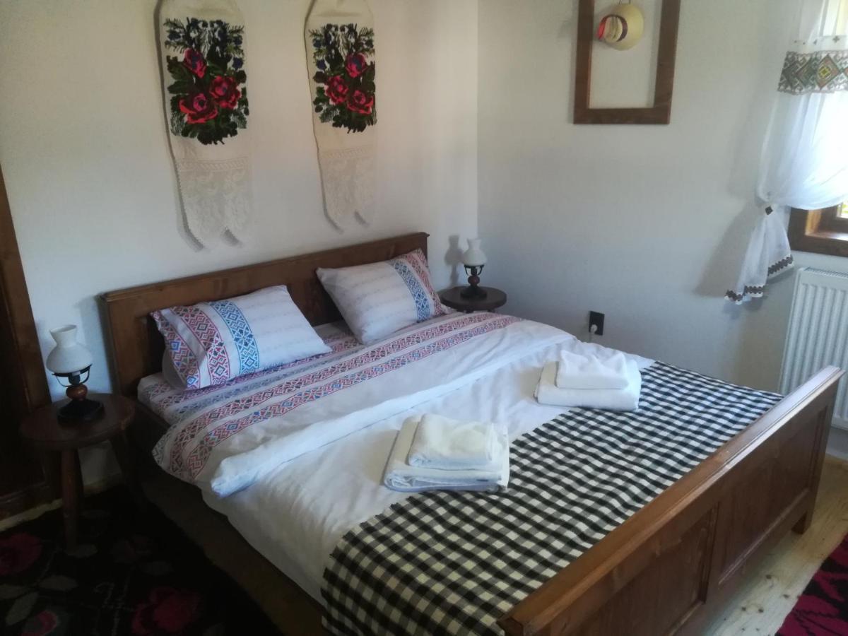 Casa Din Susani Calinesti  Buitenkant foto