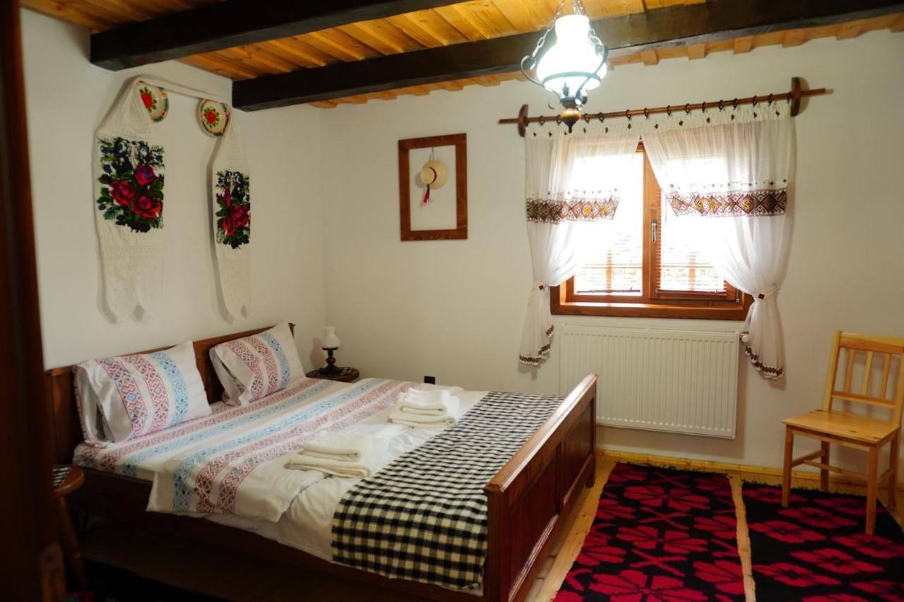 Casa Din Susani Calinesti  Buitenkant foto