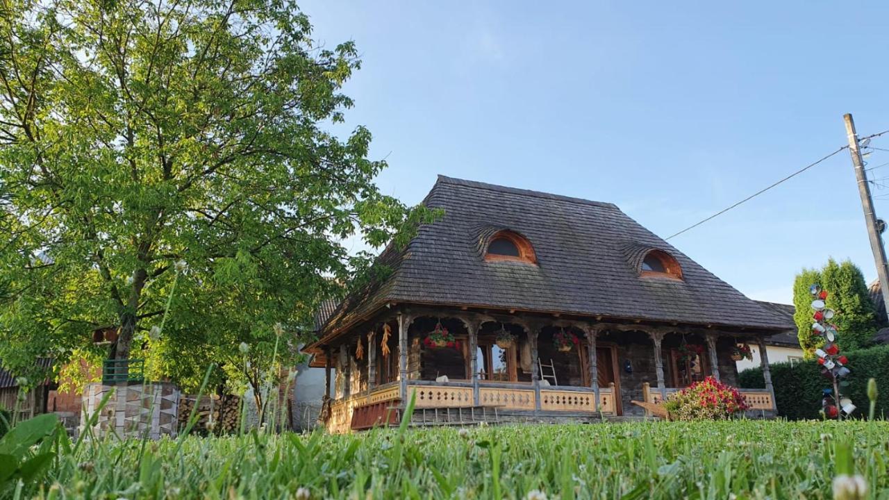 Casa Din Susani Calinesti  Buitenkant foto