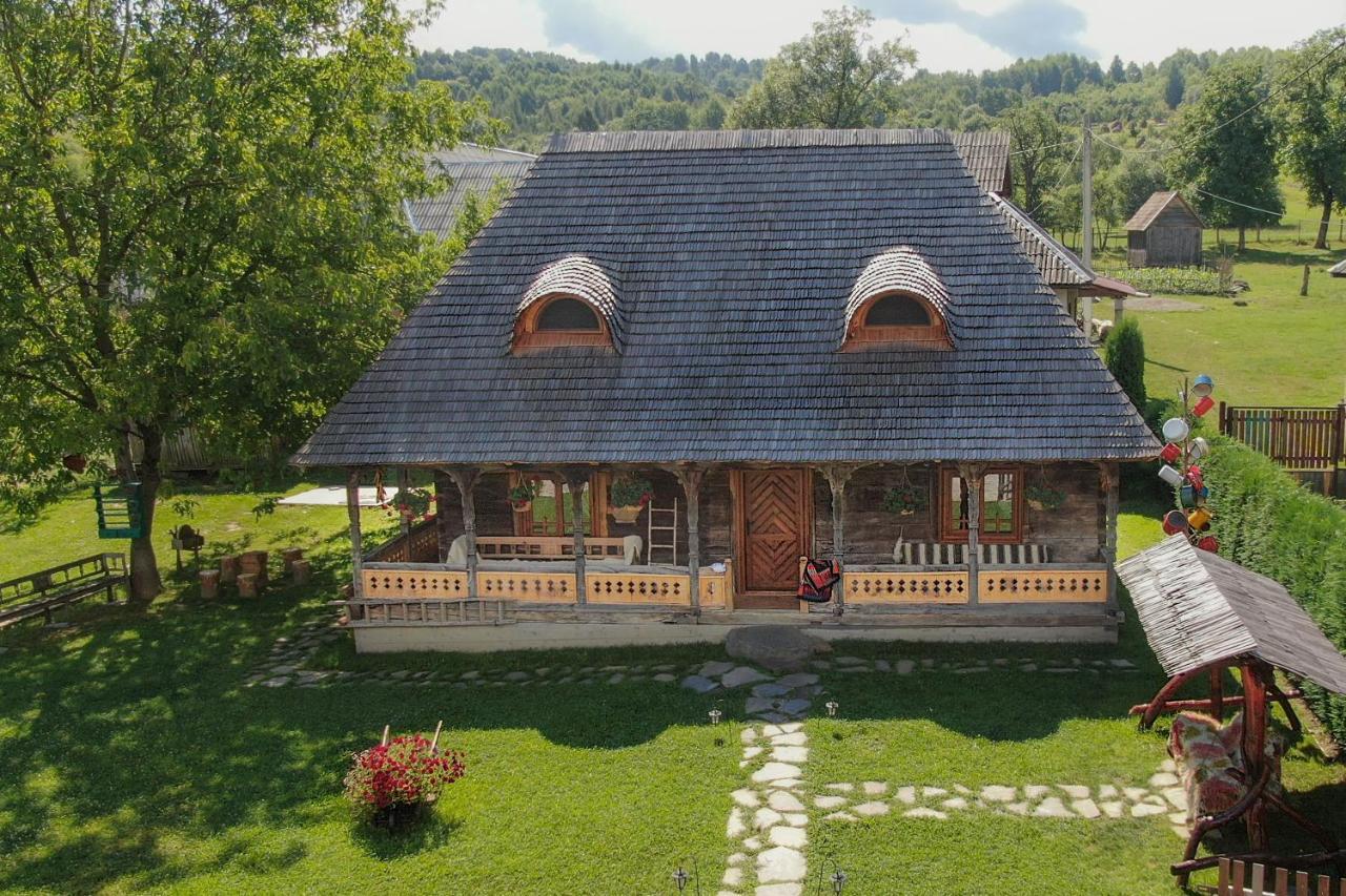 Casa Din Susani Calinesti  Buitenkant foto