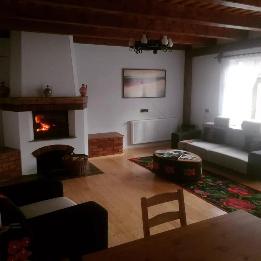Casa Din Susani Calinesti  Buitenkant foto